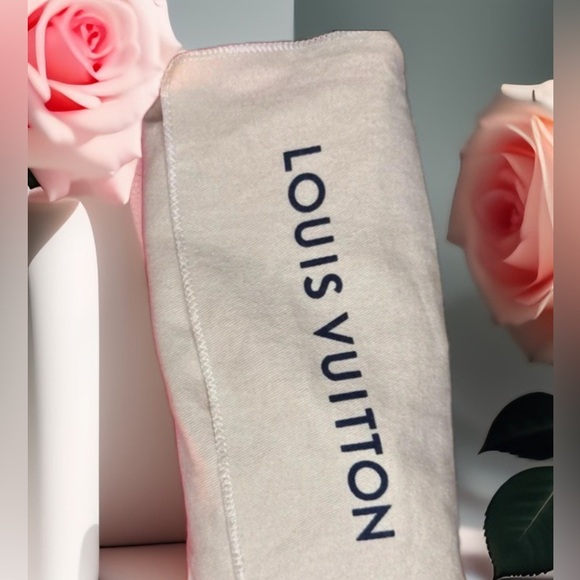 Louis Vuitton Twist Epi Wallet - Picture 9 of 10